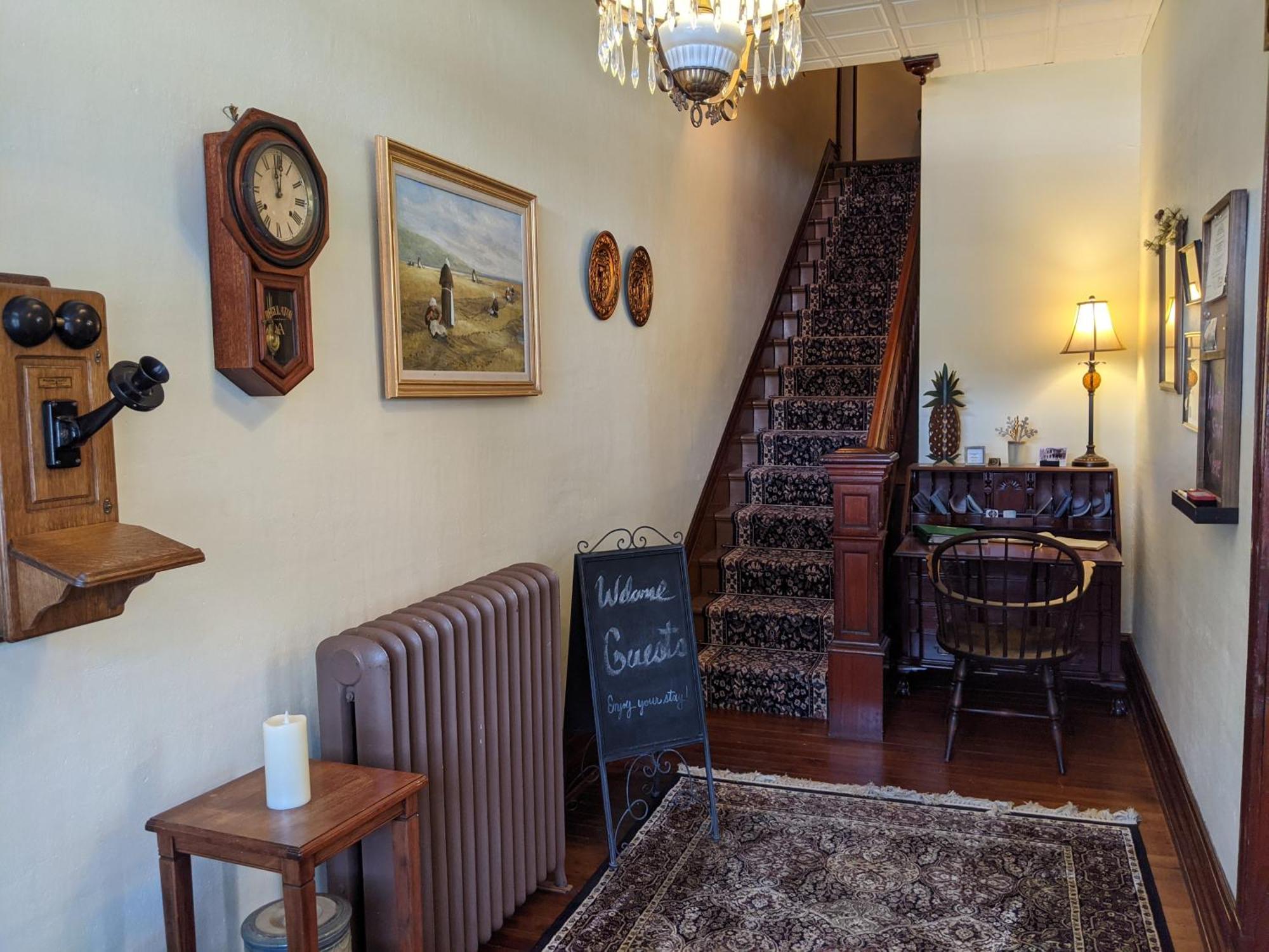Lizard Creek Inn Andreas Bagian luar foto
